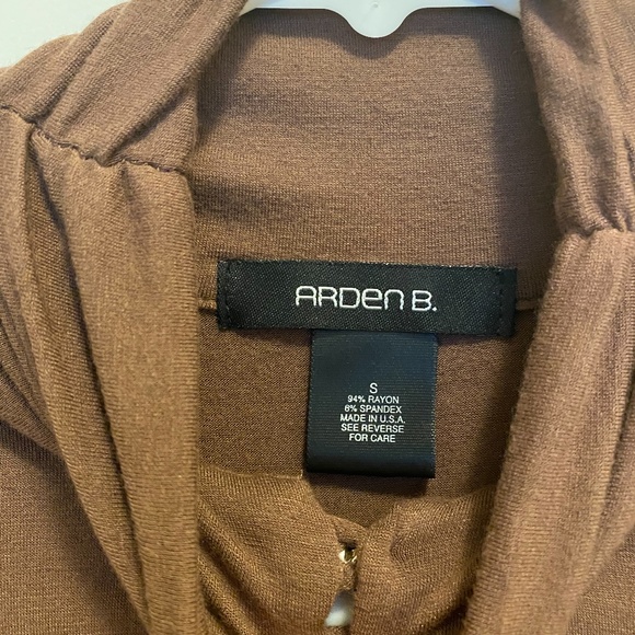 Arden B. Turtle Neck Keyhole Blouse Brown Gems S - Picture 5 of 9